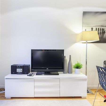 Mit House Puerta Del Sol III En Madrid Appartement Buitenkant foto