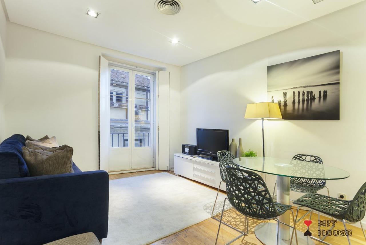 Mit House Puerta Del Sol III En Madrid Appartement Buitenkant foto