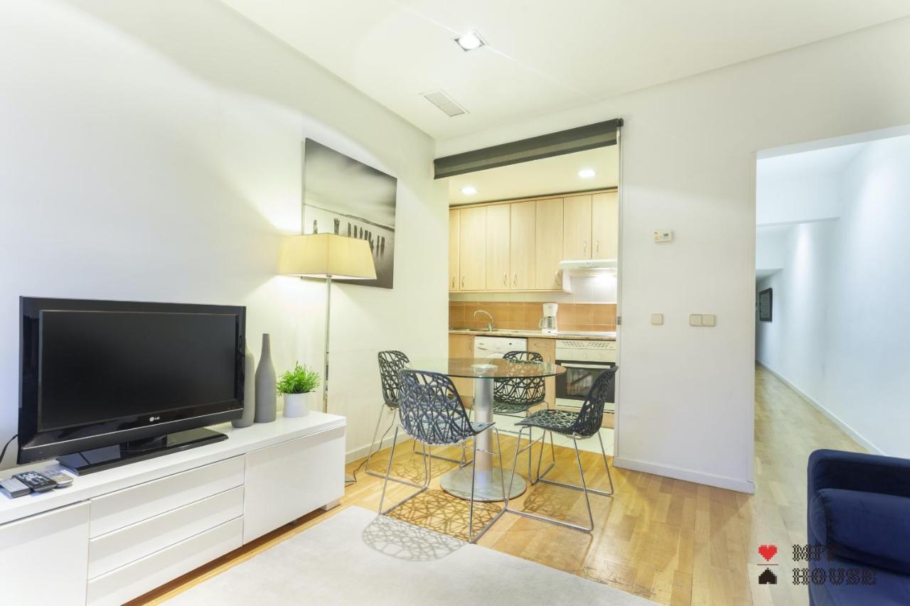Mit House Puerta Del Sol III En Madrid Appartement Buitenkant foto